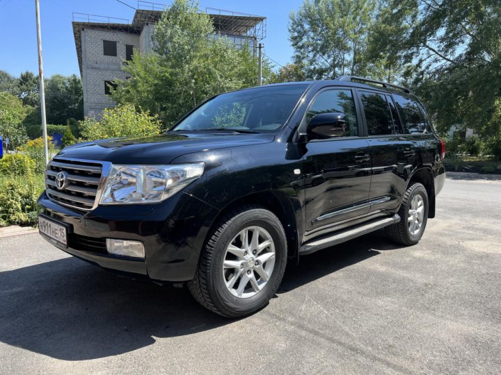 Тойота ленд крузер 2009 год. Toyota land cruiser 2009. Toyota land cruiser 200 2009. Крузак 2009 серый. Тойота крузак 2009.