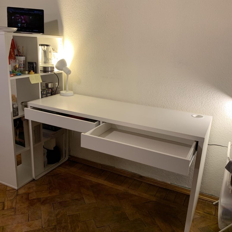 Офисный стол икеа IKEA – купить в Москве, цена 5 000 руб., продано 26 ...