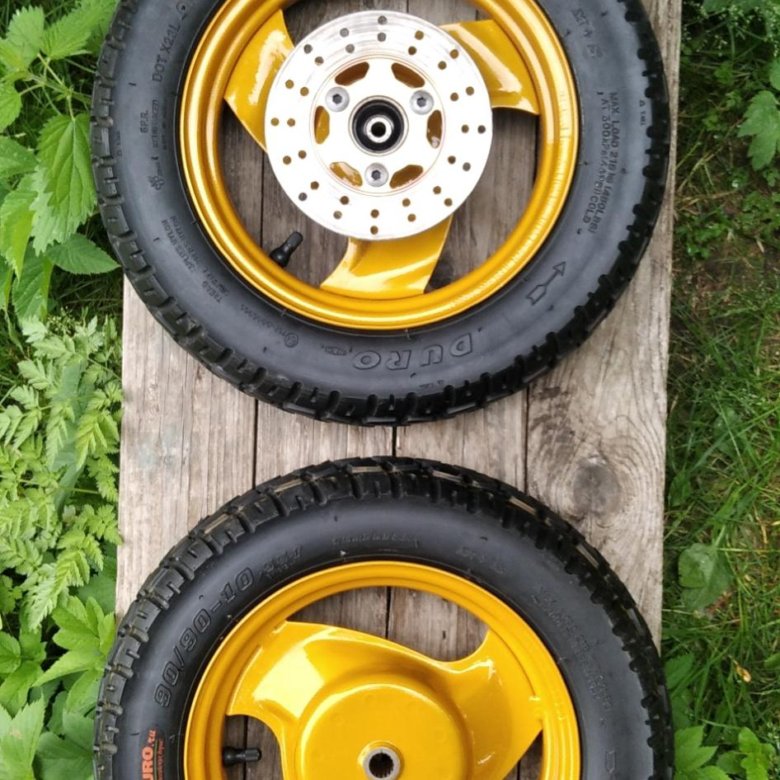 Диски с шинами на скутер – купить в Москве, цена 6 000 руб., продано 16 ...