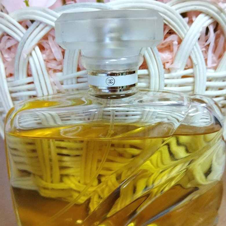 Парфюм женский – купить в Москве, цена 2 500 руб., дата размещения: 13. ...