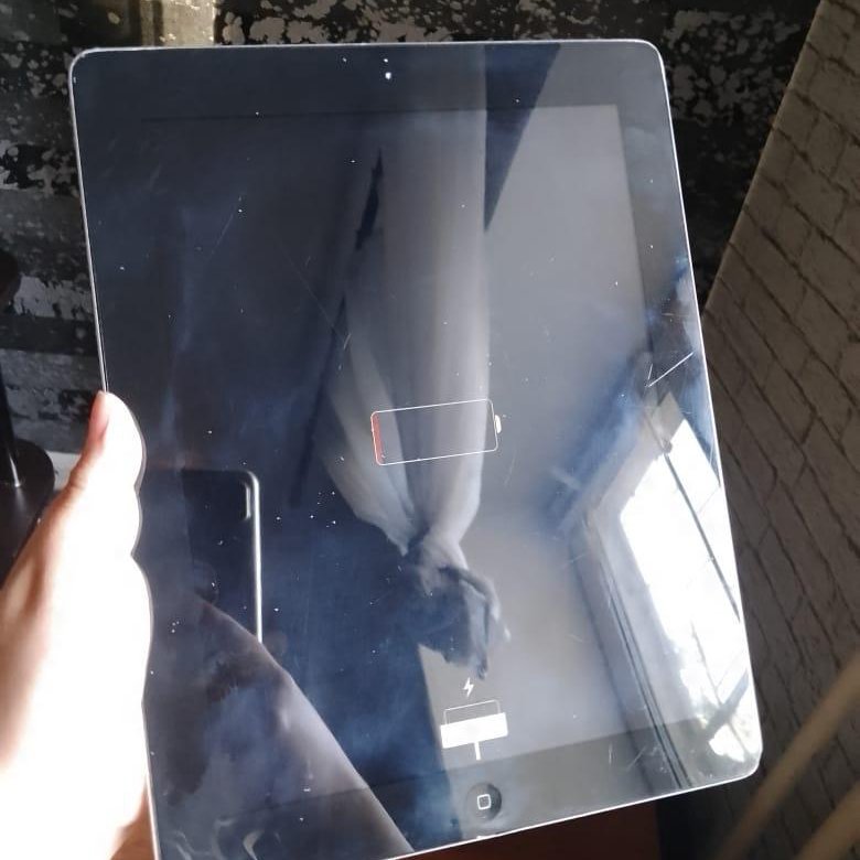 ipad – купить в Хабаровске, цена 800 руб., продано 3 августа – Планшеты