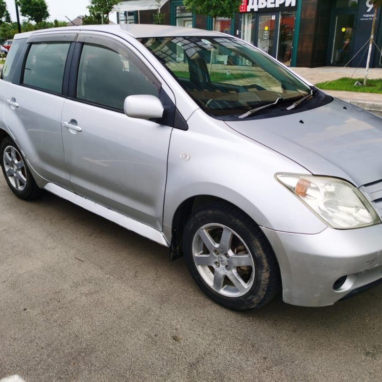 Toyota ist 2003 s Edition Р±РµР»С‹Р№