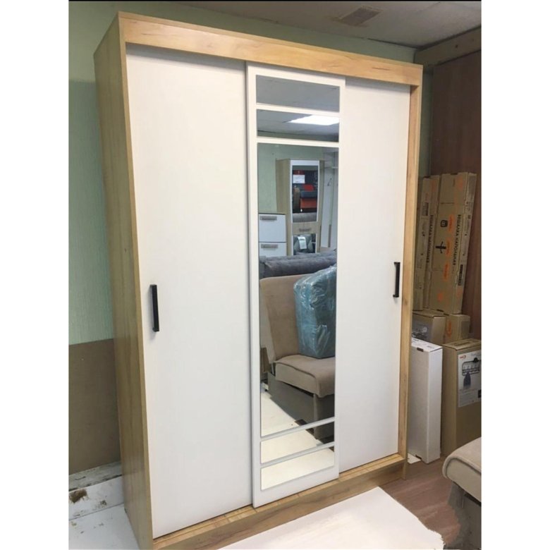 Новый шкаф-купе с зеркалом 1,31 м – купить в Новосибирске, цена 11 150 ...