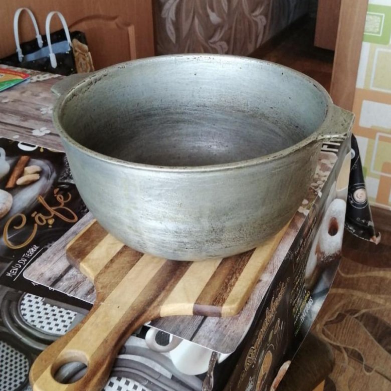 Казан большой – купить в Москве, цена 1 500 руб., дата размещения: 09. ...