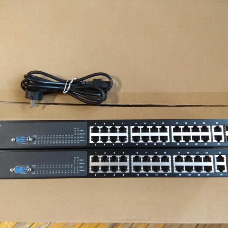 Edge core. Edge-core 7326-56x-o-ac-f.