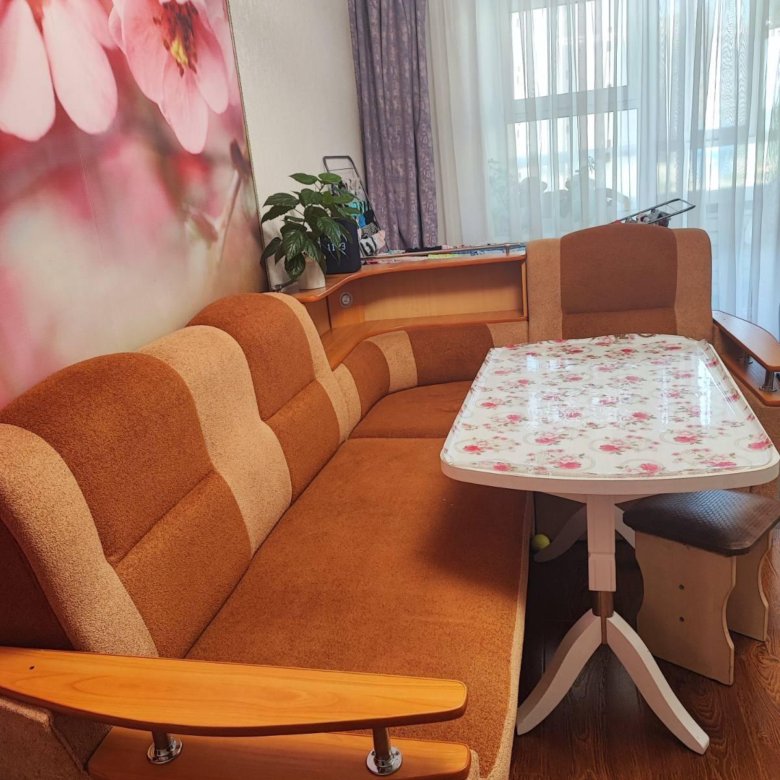 Диван угловой – купить в Тюмени, цена 7 000 руб., дата размещения: 09. ...