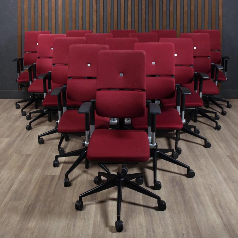 Компьютерное кресло для руководителя Steelcase – купить в Москве, цена ...