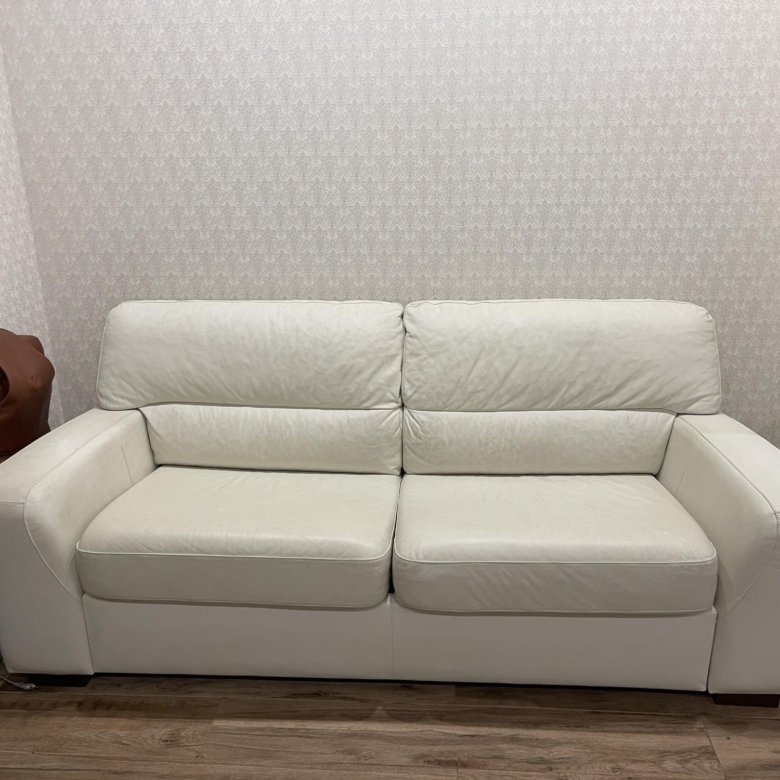 Диван икеа кожаный – купить в Якутске, цена 40 000 руб., дата ...