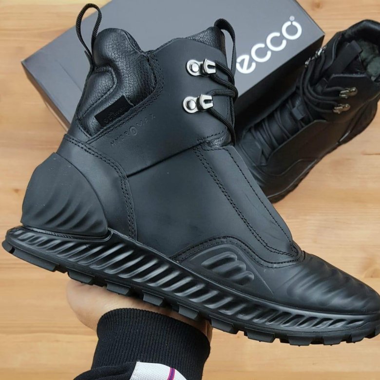 Ecco exostrike outlet m low gtx