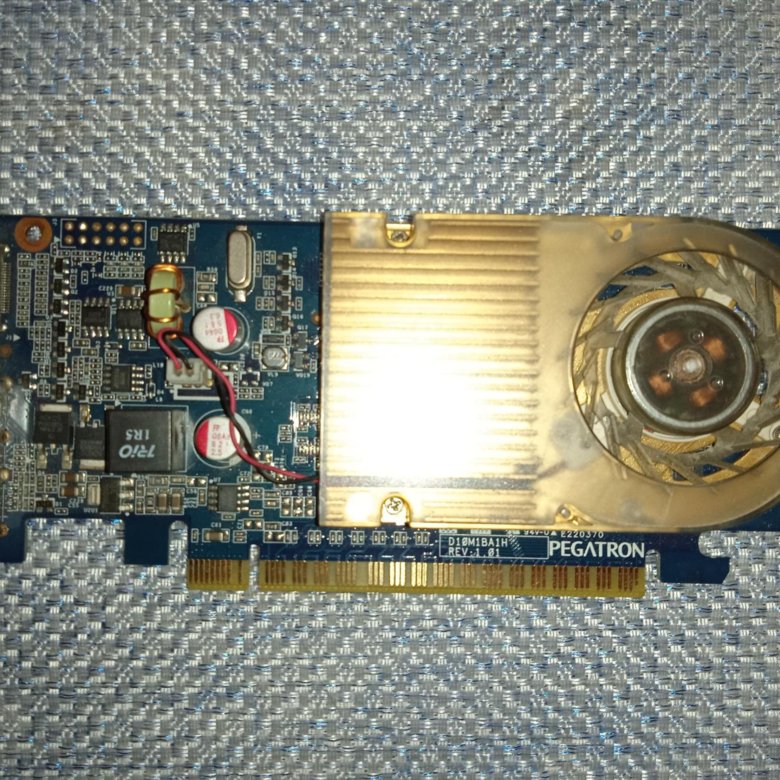Рабочая видеокарта 2gb – купить в Москве, цена 1 200 руб., дата ...