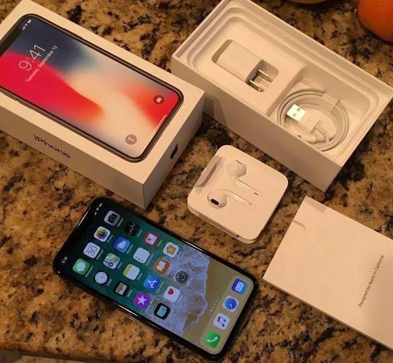 Айфон 10 оригинал. Iphone x 64gb коробка. Комплектация iphone 10. Iphone x комплект. Iphone x комплектация.