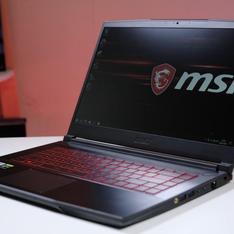 Ноутбук msi katana 17 b11ucx 897xru отзывы. Ноутбуки MSI gf65 thin. MSI gf65 thin 10sdr. MSI gf65 thin 10ue-065xru. MSI gf65 дно.