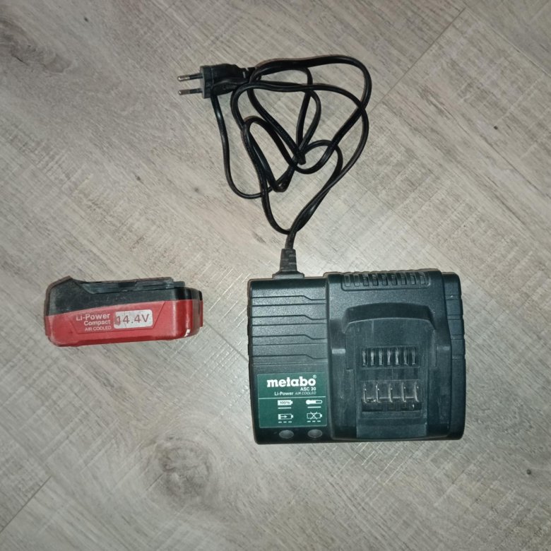 Зарядное устройство metabo – купить в Иваново, цена 1 000 руб., дата ...