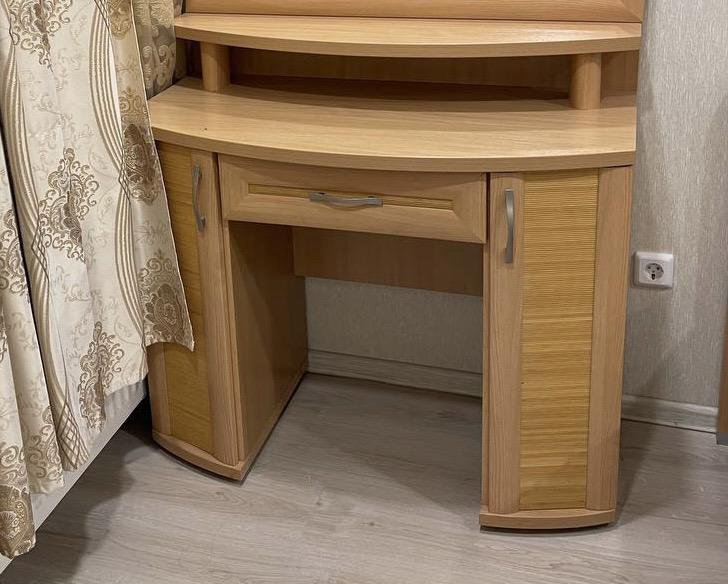 Туалетный столик – купить в Перми, цена 900 руб., продано 12 ноября ...