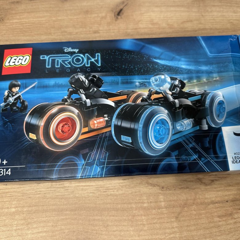 Новый набор лего трон Lego ideas 21314 tron – купить в Москве, цена 5 ...