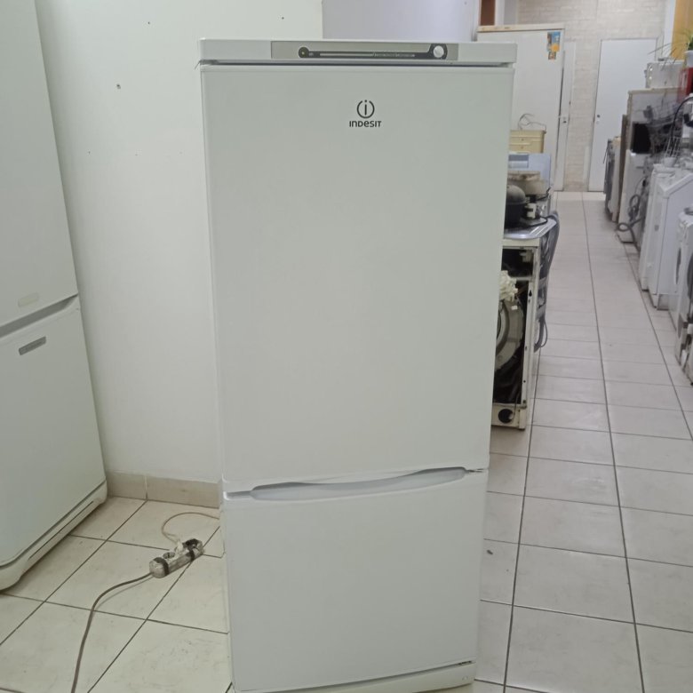 Холодильник indesit 150см – купить в Москве, цена 10 000 руб., дата ...