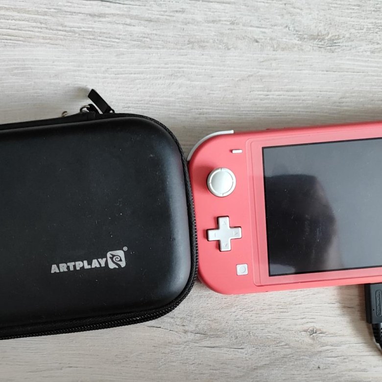Продаю игровую приставку Nintendo switch Lite – купить в Якутске, цена ...