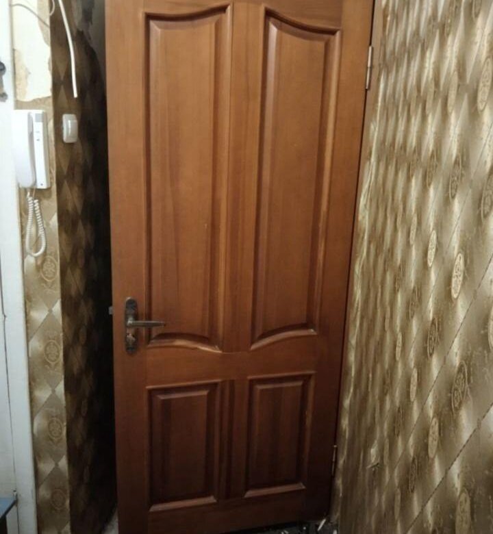 Дверь деревянная с коробкой – купить в Иваново, цена 1 999 руб., дата ...