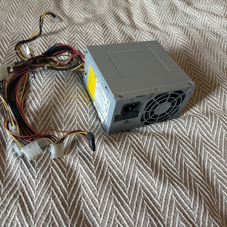 Блок питания 300W – купить в Москве, цена 350 руб., истекает завтра в ...