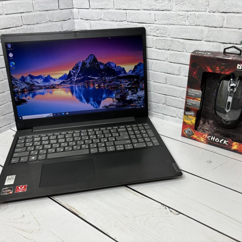 Игровой Lenovo на Ryzen 3 3200U/ RAM 8/ SSD – купить в Казани, цена 24 ...