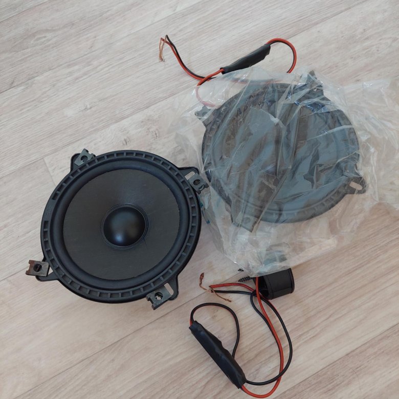 Динамики в авто новые Sony – купить в Москве, цена 2 000 руб., дата ...