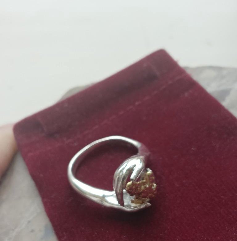 Кольцо золото с серебром – купить в Магадане, цена 8 000 руб., дата ...
