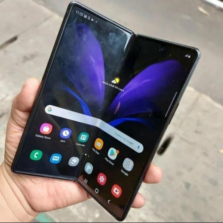 Фола телефон. Samsung Galaxy z Fold 2. Samsung Galaxy Fold 3. Samsung z Fold 3. Samsung zet Fold 3.