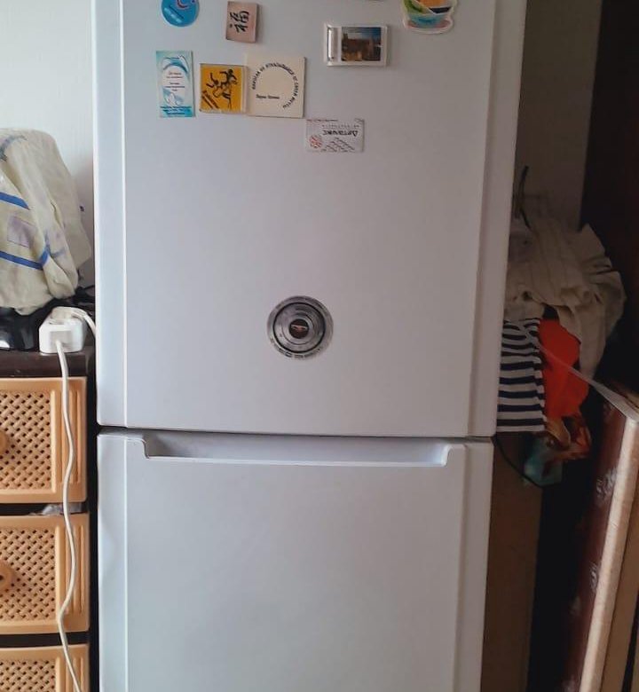 Холодильник Hotpoint Ariston – купить в Москве, цена 3 000 руб., дата ...