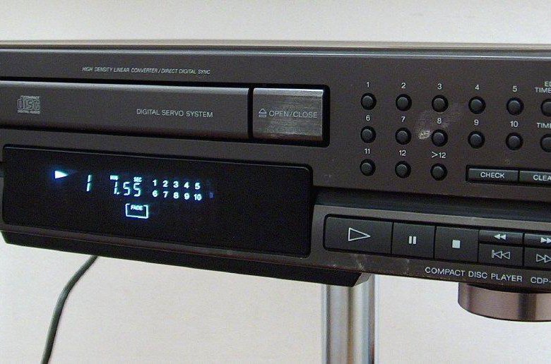 Sony cdp-ce515. Sony cdp-502 es ii. Сд проигрыватель sony cdp-750. Sony cdp-950. Cdp 101 sitronics.