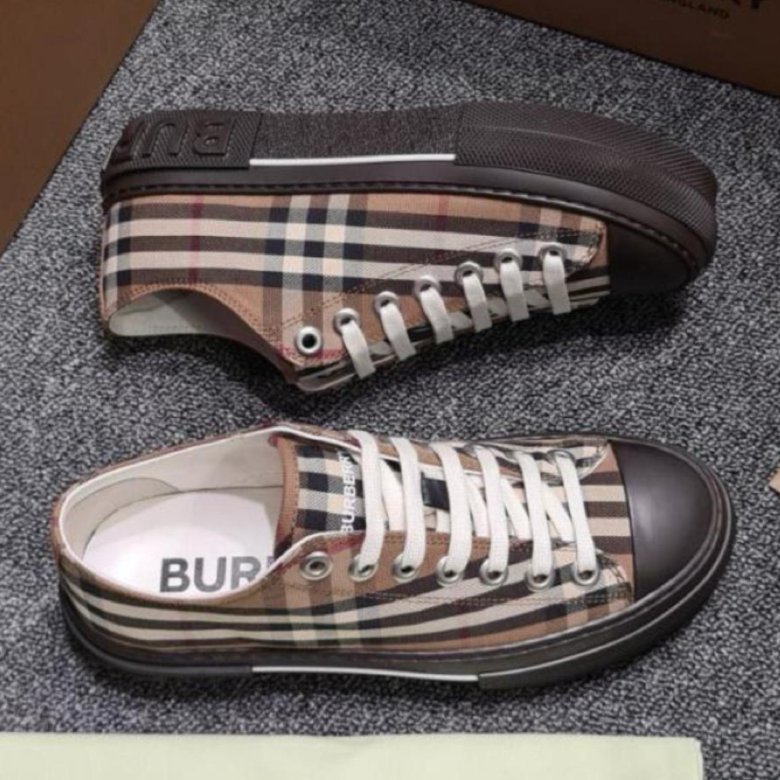 Burberry кеды новые оригинал – купить в Москве, цена 55 000 руб., дата ...