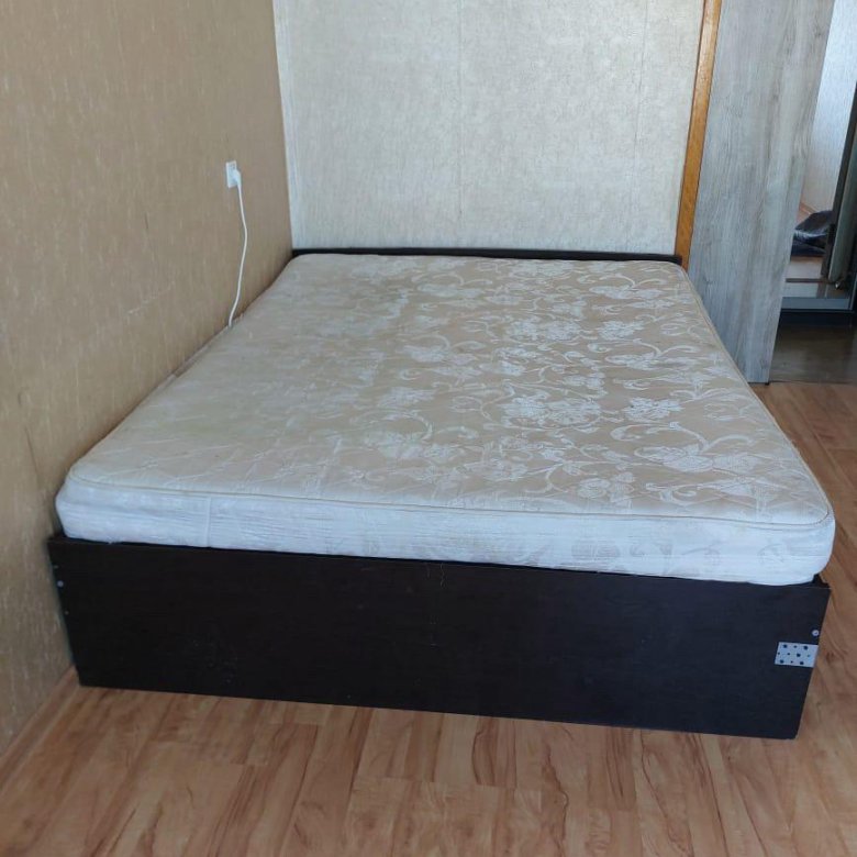 Кровать – купить в Новороссийске, цена 1 000 руб., дата размещения: 11. ...
