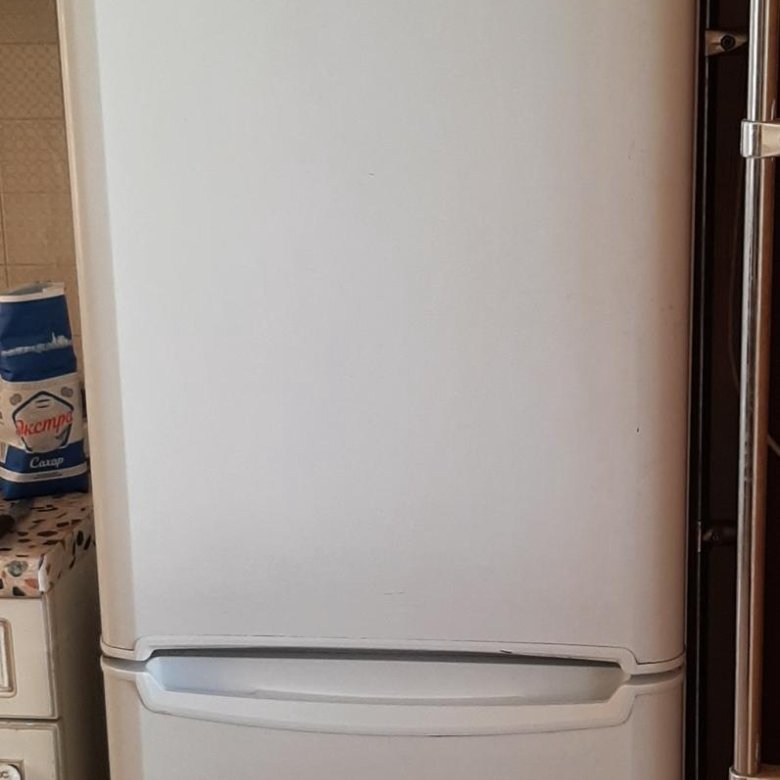 Холодильник – купить в Санкт-Петербурге, цена 2 800 руб., дата ...