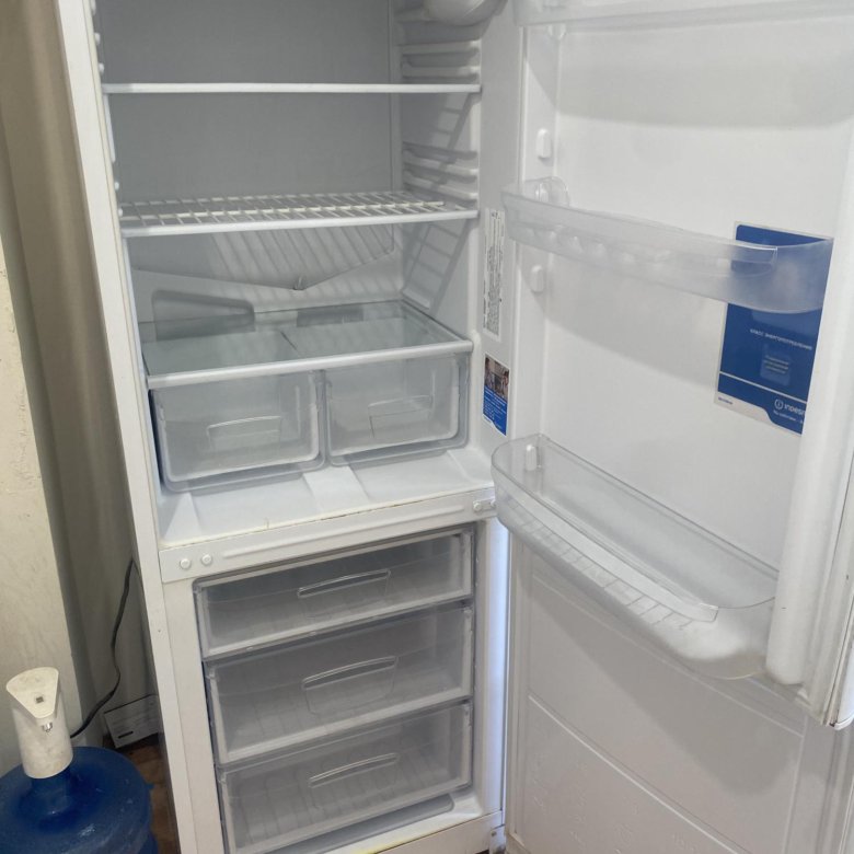 Холодильник INDESIT – купить в Якутске, цена 5 000 руб., дата ...