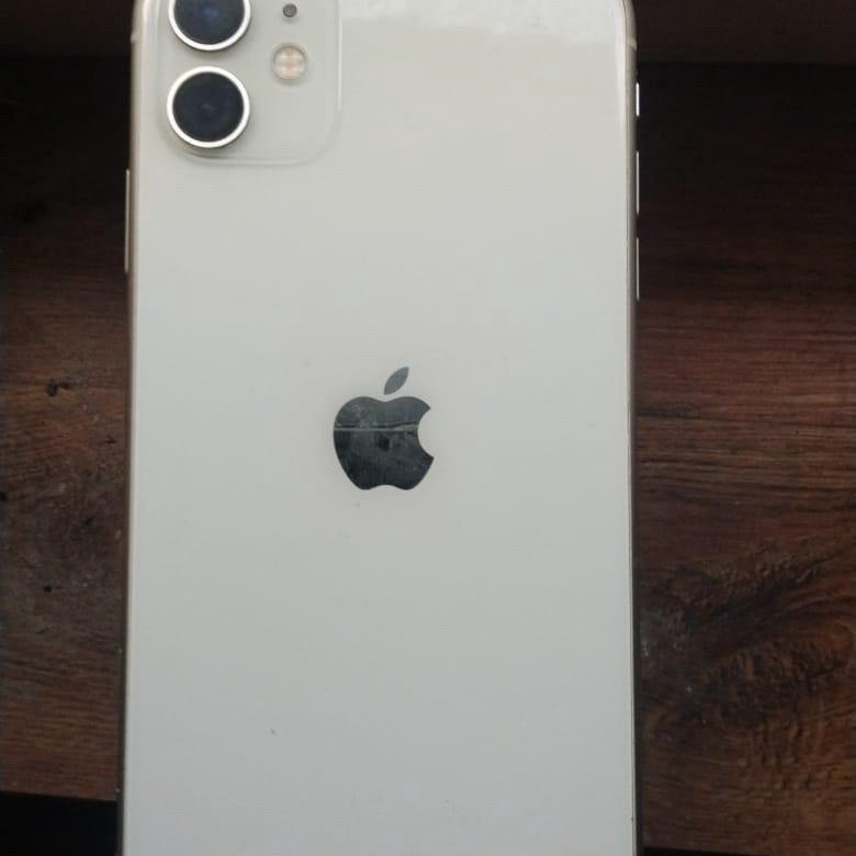 IPhone 11 на обмен на айфон 11про или про Макс – купить в Якутске, цена ...