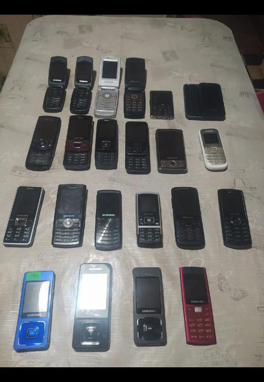Гаджеты Samsung. Самсунг – купить в Москве, цена 900 руб., дата ...