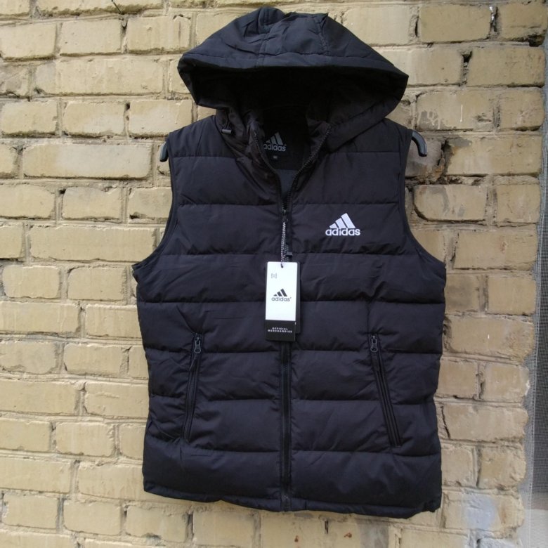 Adidas жилетка с капюшоном – купить в Москве, цена 2 790 руб., дата ...