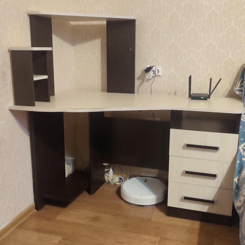 Компьютерный стол 130х80 – купить в Красноярске, цена 999 руб., дата ...