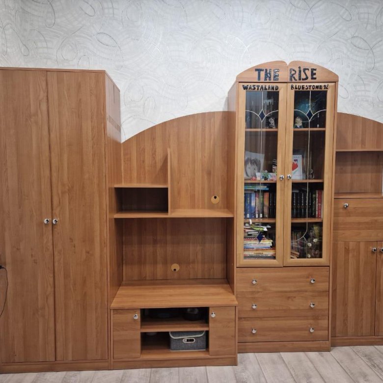 Шкаф стенка – купить в Свободном, цена 10 000 руб., дата размещения: 30 ...