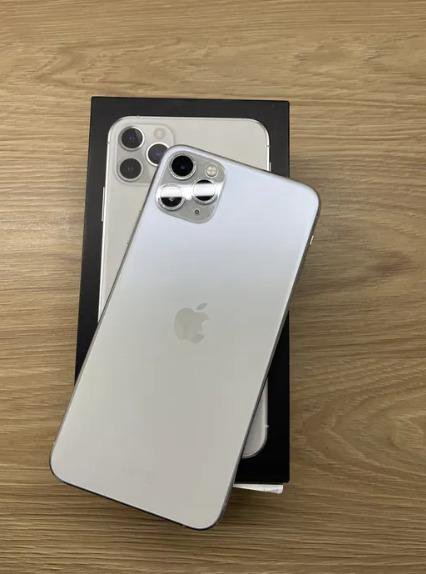 IPhone 11 Pro Max 64GB – купить в Уфе, цена 16 000 руб., дата ...