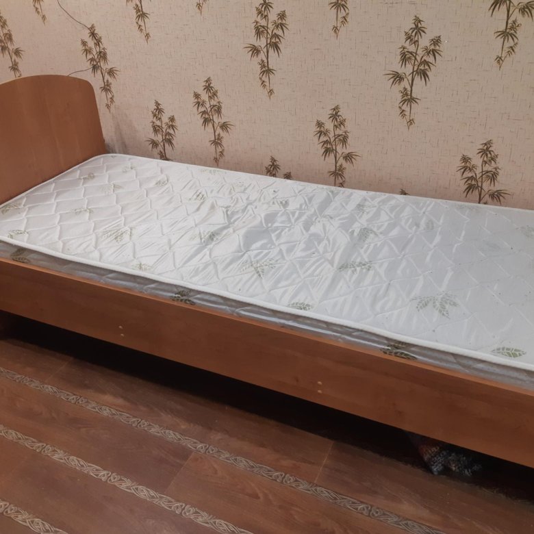 Кровать односпальная . – купить в Комсомольске-на-Амуре, цена 5 000 руб ...