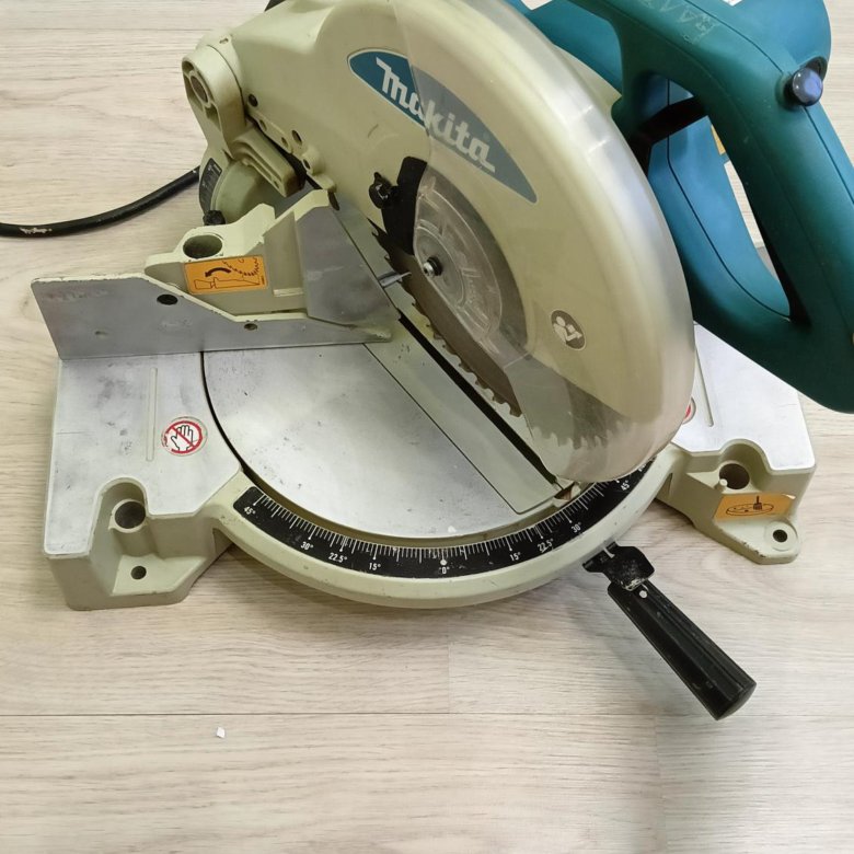 Торцовочная пила Makita LS1040 – купить в Москве, цена 22 000 руб ...
