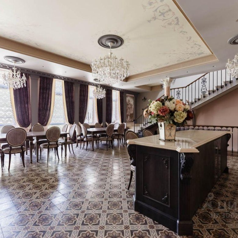 238 245 000 000 238-245-000-000