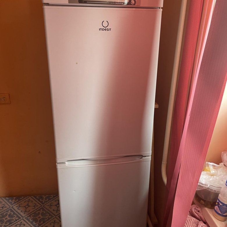 Холодильник индезит – купить в Красноярске, цена 2 500 руб., дата ...
