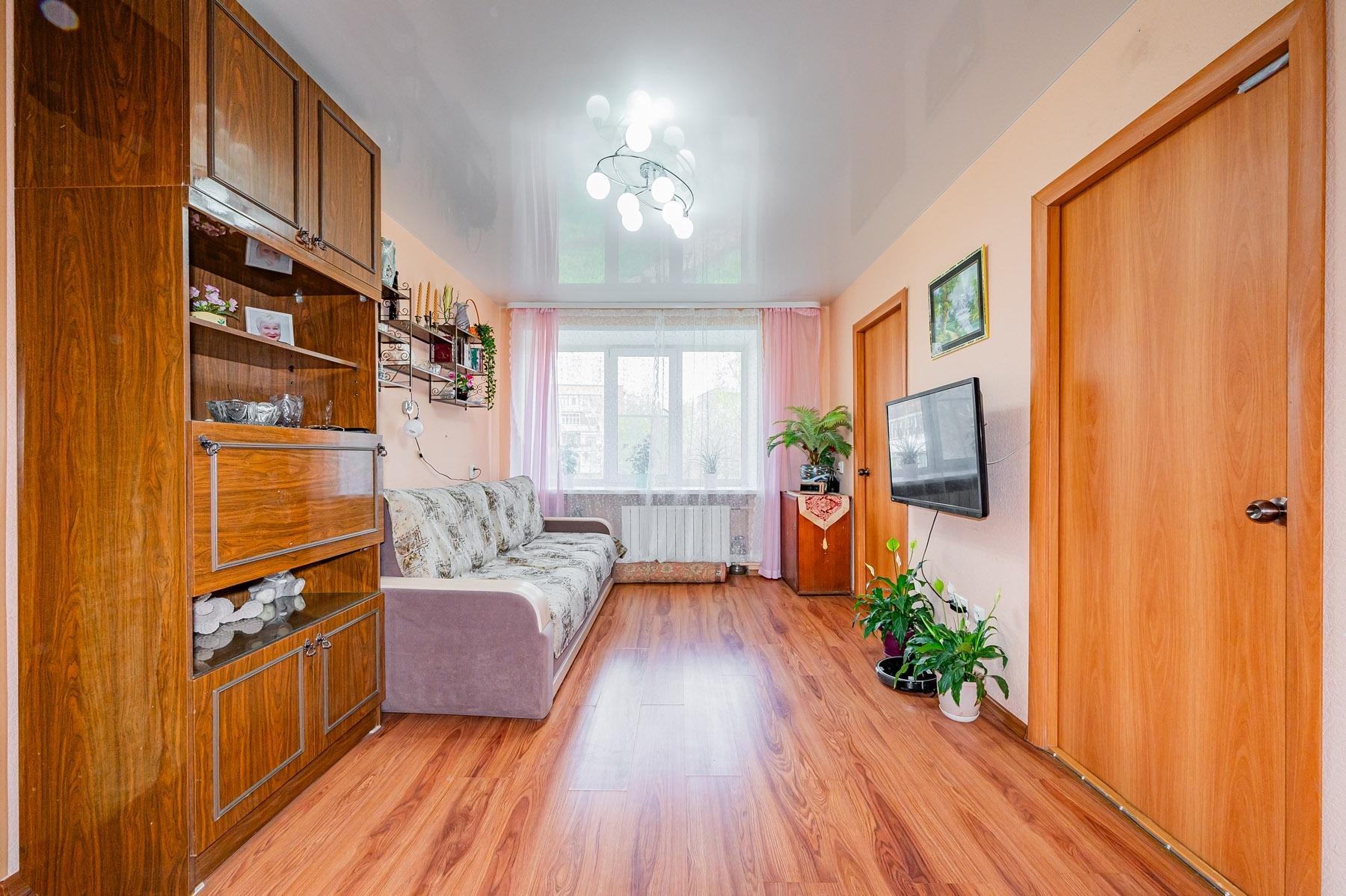 Купить 3-комнатную квартиру, Екатеринбург, пр-кт Космонавтов, д 80 к 3,  61.5 м2, 2 этаж, 5480000р - объявление №3549294 на Nedvy.ru