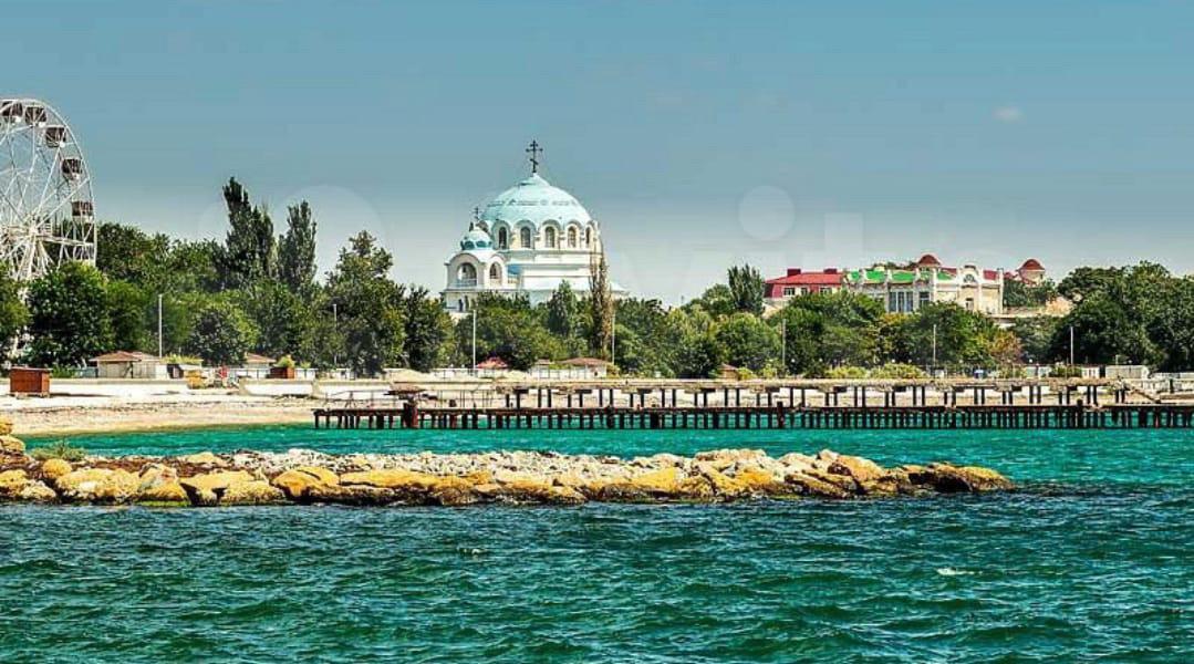 Евпатория отдых 2025. Фото евпатории 2022. Пляж пансионата прибой. Таганрог курорт. Евпатория пляж песок.